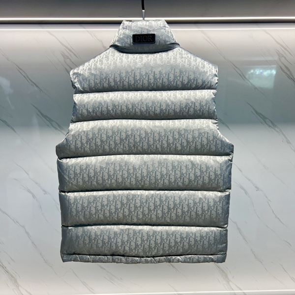 ハイクオリティダウンジャケット素材ディテール